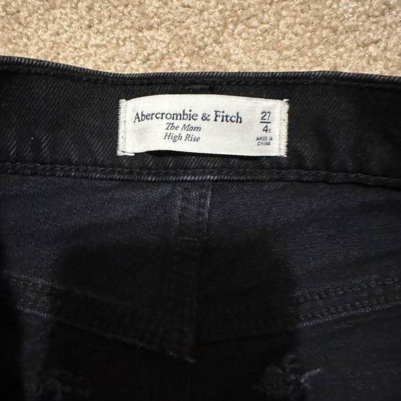 Abercrombie & Fitch The Mom High Rise Black Distressed Jeans Size 27/4 - Picture 6 of 8
